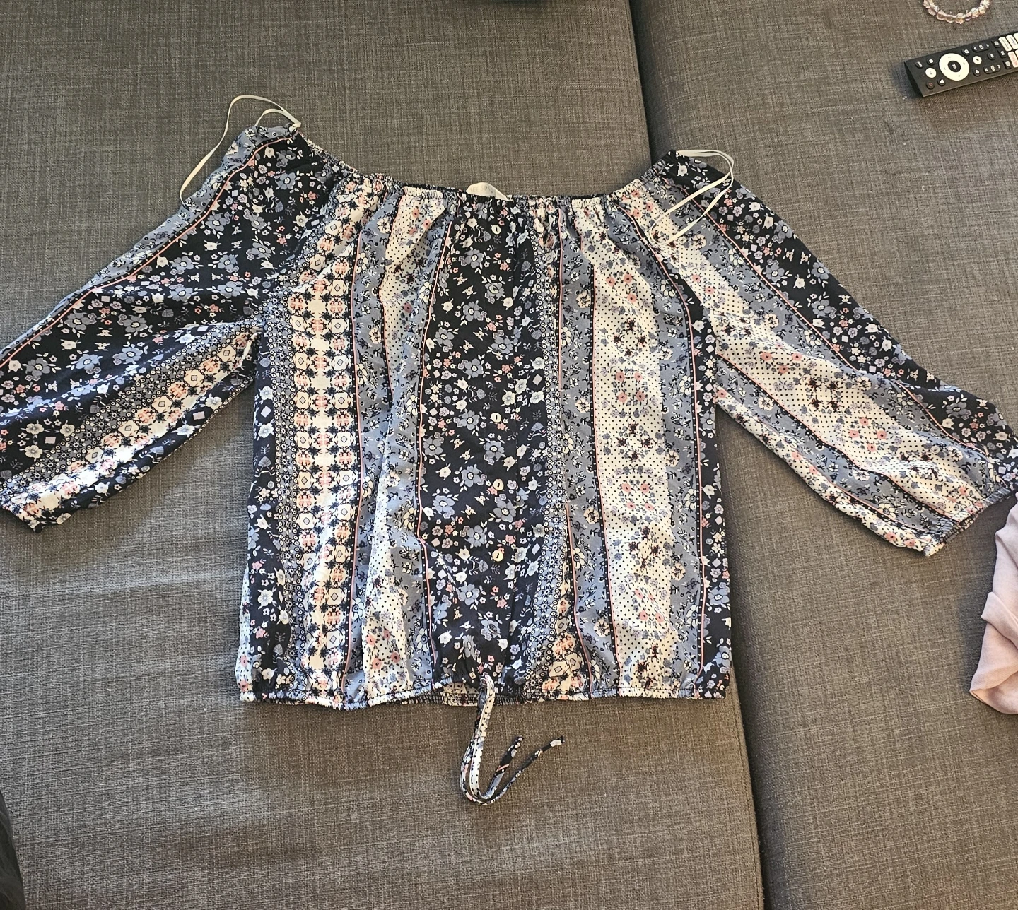 Closet clearout - cute clothes - need gone asap! - photo 2