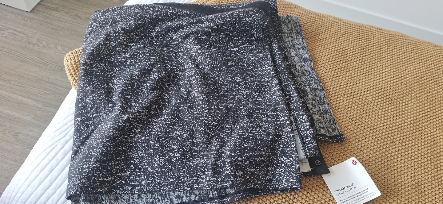 Lululemon wrap - photo 2