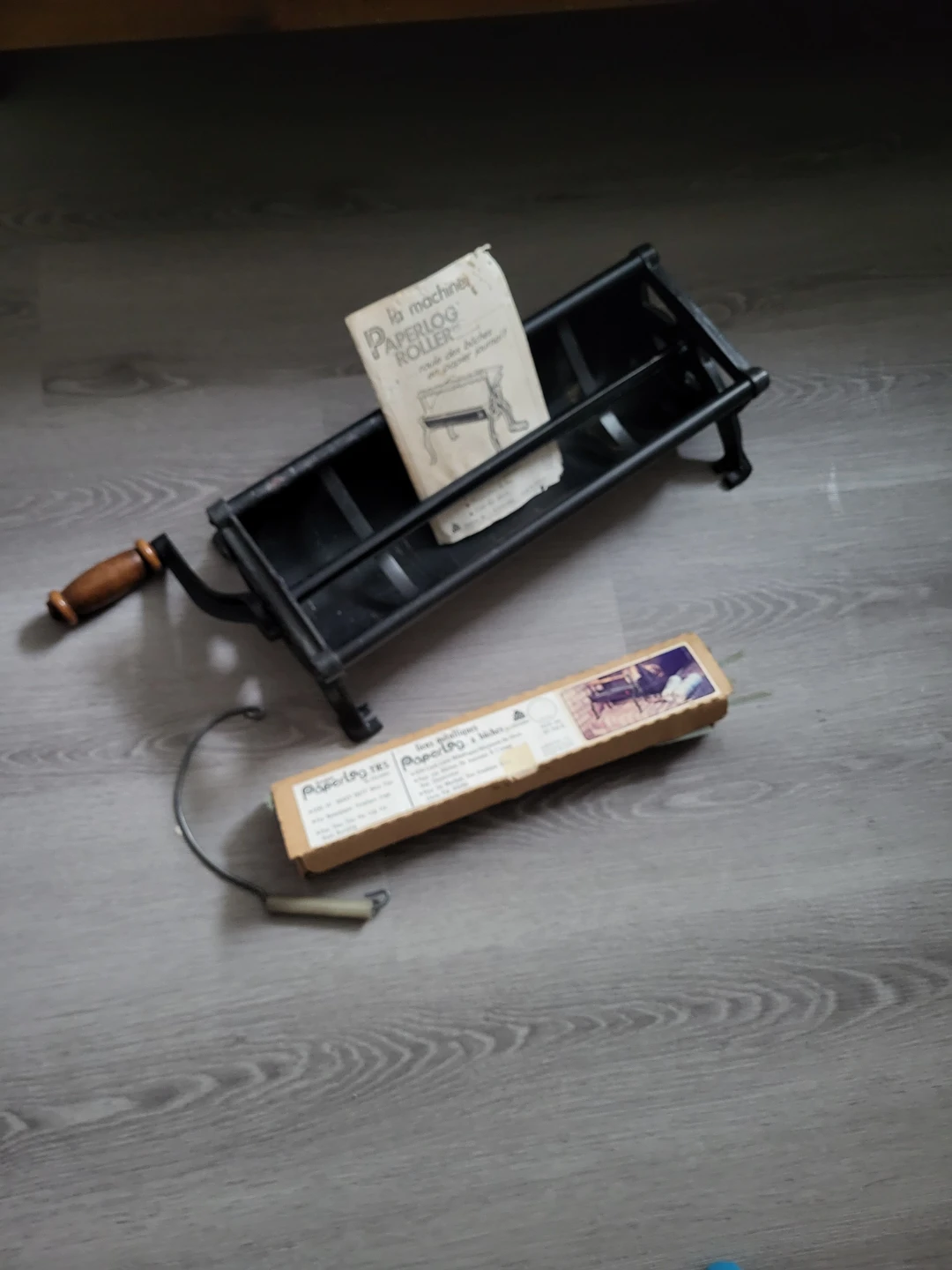 Vintage New Paperlog Roller and Wire Ties