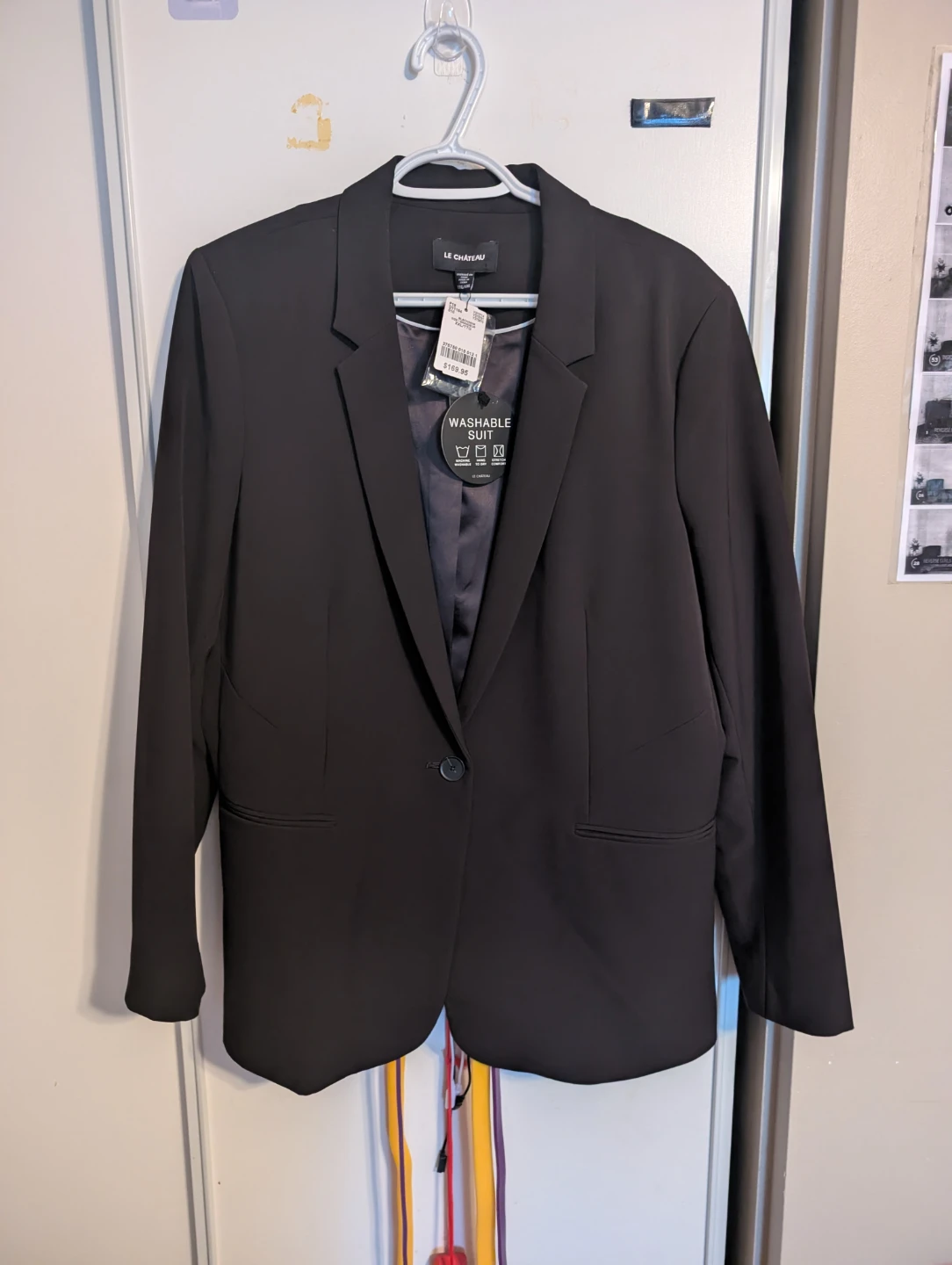 LE CHÂTEAU Black Washable Suit Blazer - size 12/14 - photo 3