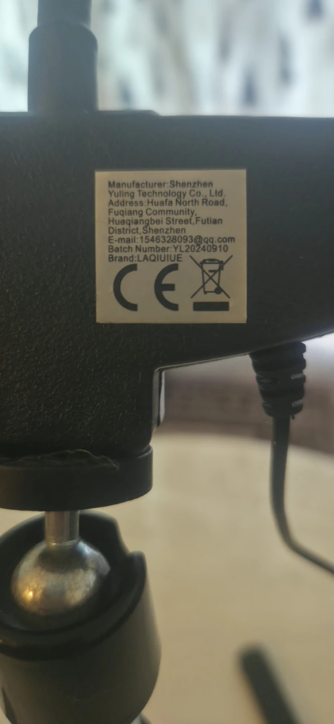 LAQIUIUE Ring Light with Phone Holder - photo 3