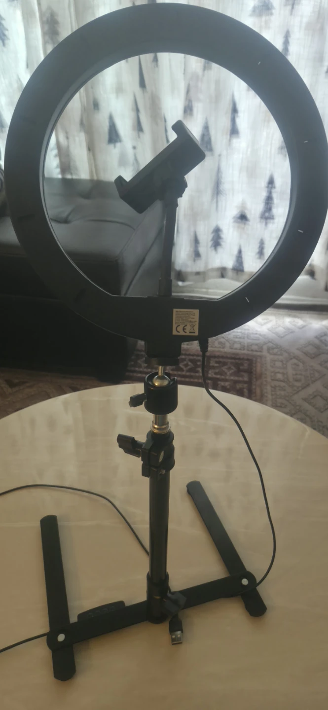 LAQIUIUE Ring Light with Phone Holder - photo 4
