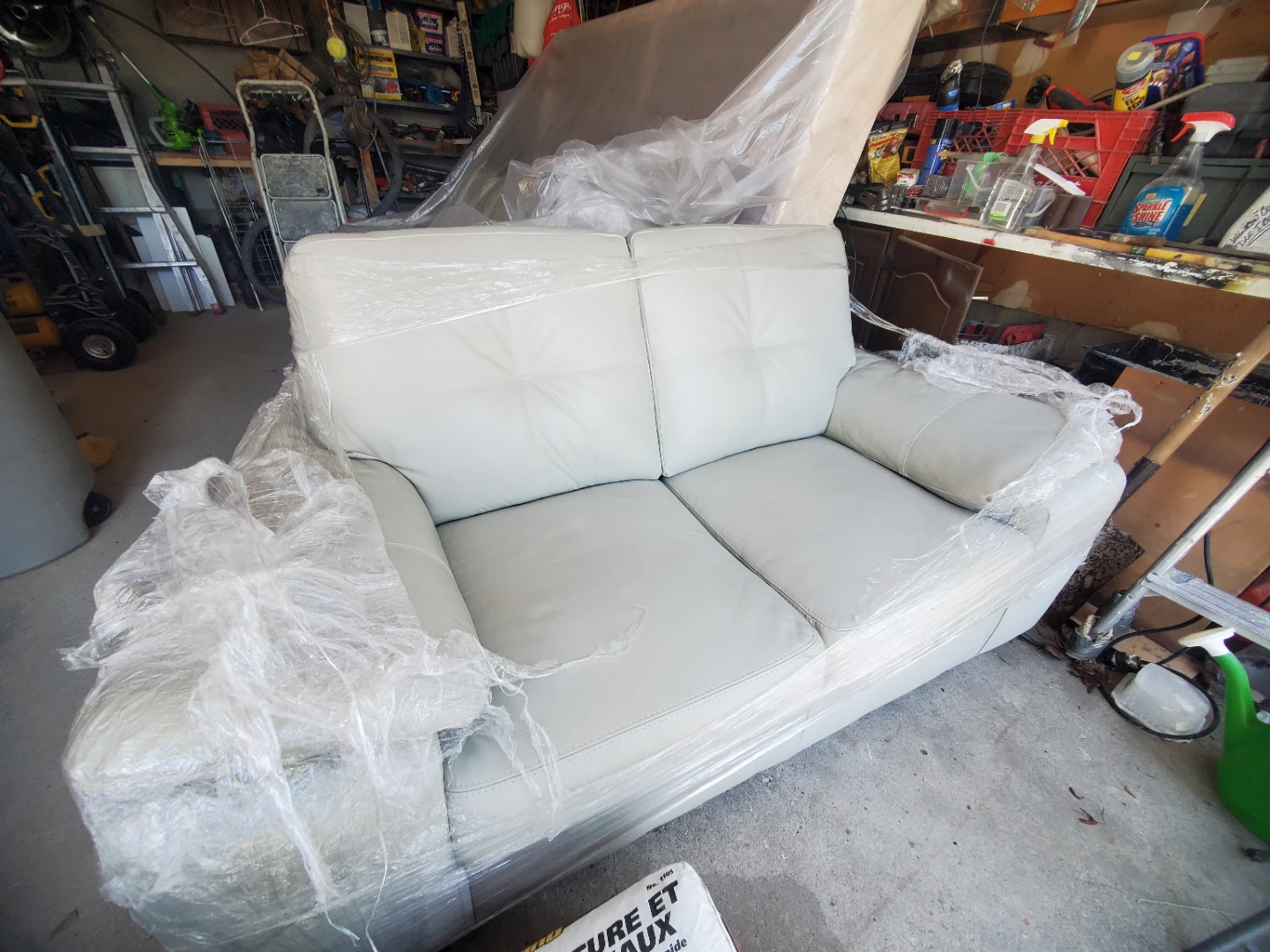 Pale Grey Leather Loveseat - photo 2