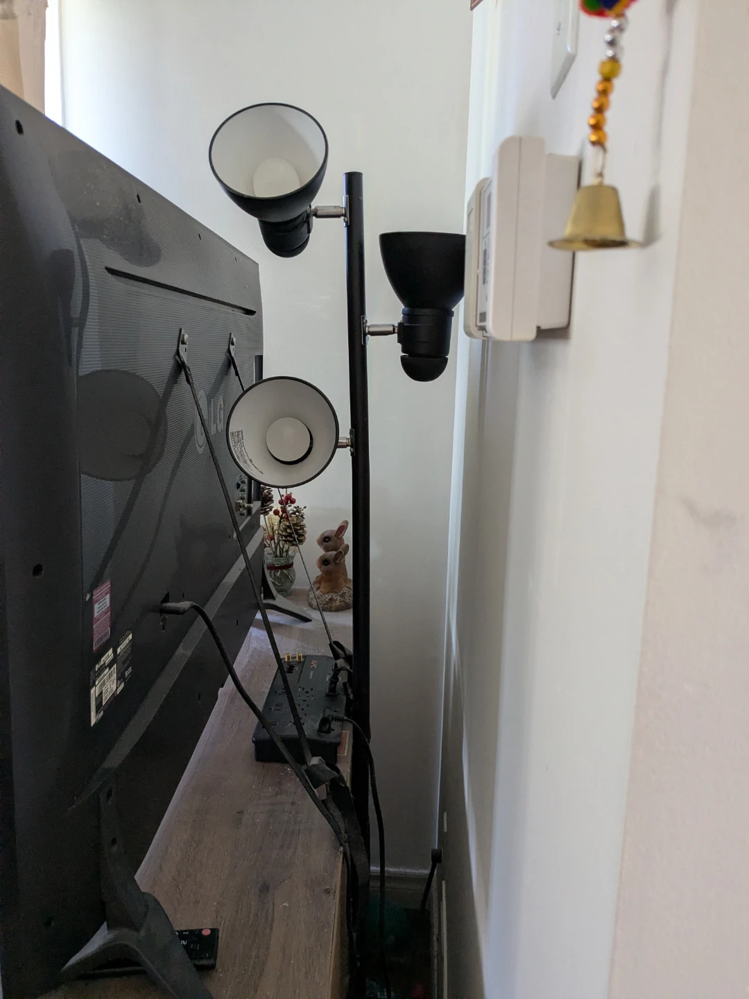 Tree lamps with LED bulbs