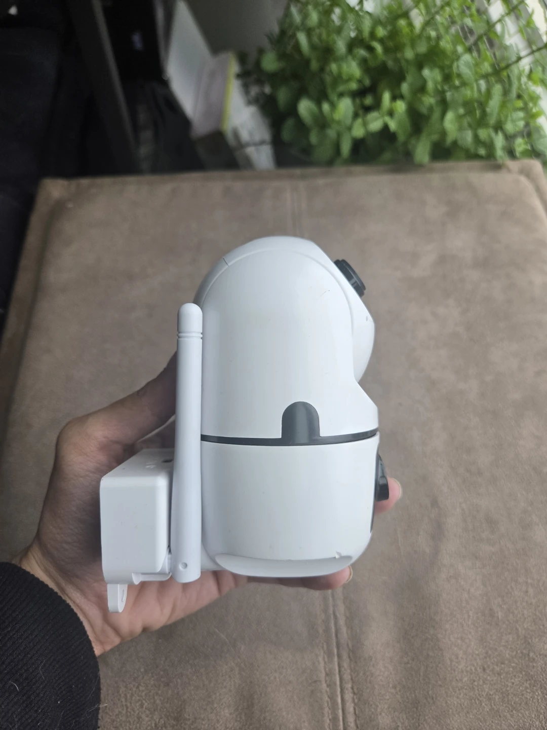 White Smart Security Camera - photo 4