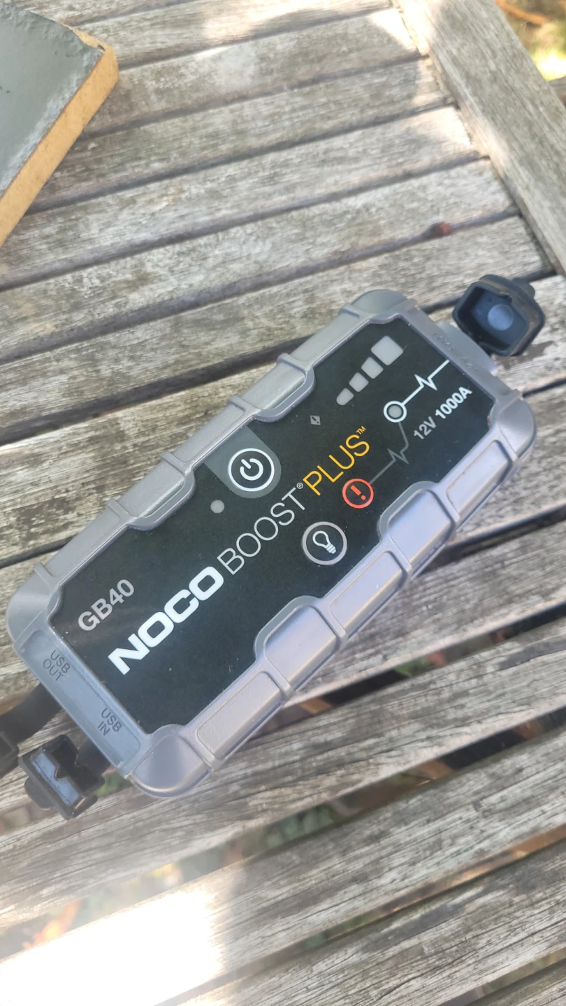 NOCO Boost Plus GB40 1000A 12V Portable Lithium Jump Starter