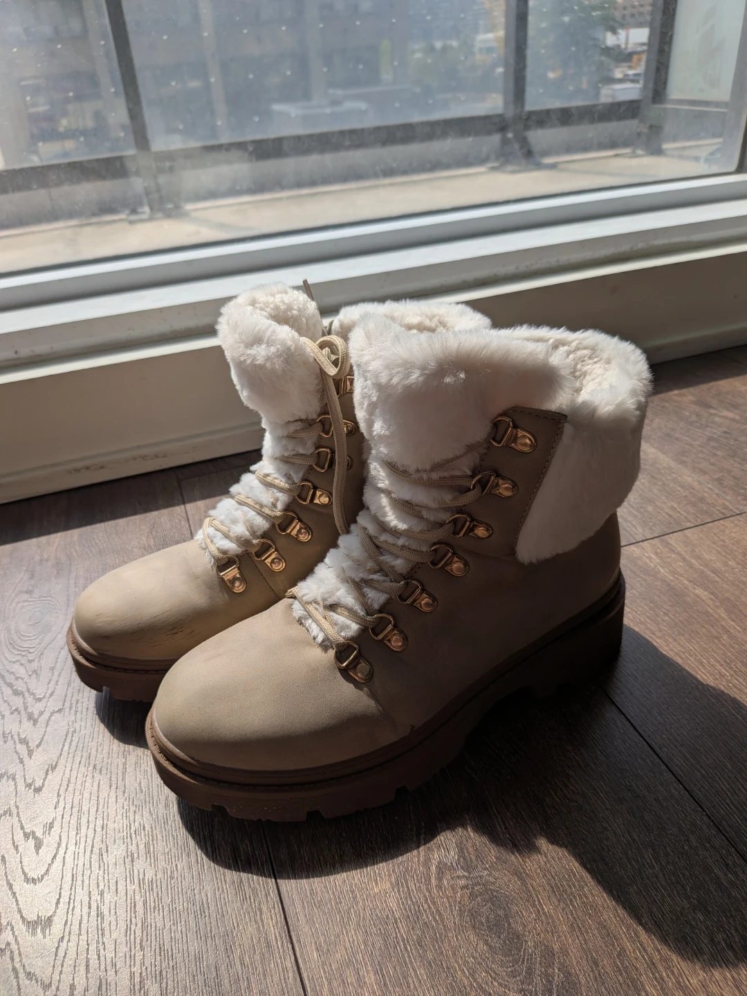 Joe Fresh Women’s Faux Fur Winter Boots - Tan (Size 7)