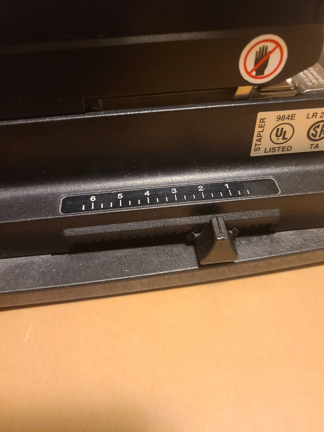 Rapid 90 Electric Stapler - photo 5