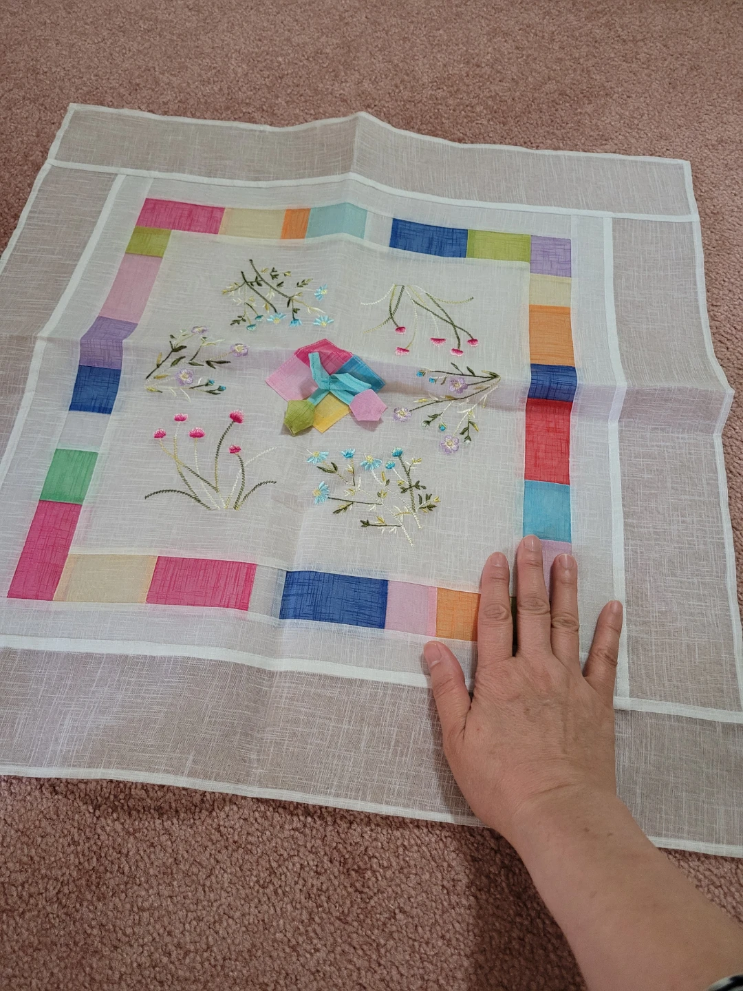 Embroidered Handkerchief with Patchwork Border - photo 2