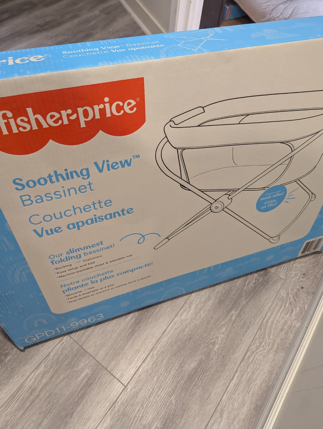 Fisher-Price Soothing View Bassinet
