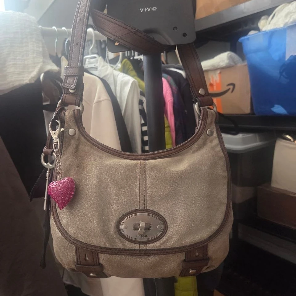 6 Y2K bag bundle:Fossil/guess/hotkiss/xoxo - photo 3