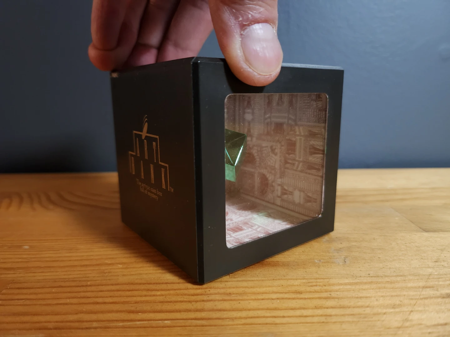Art Bank Magic Coin Box - photo 2