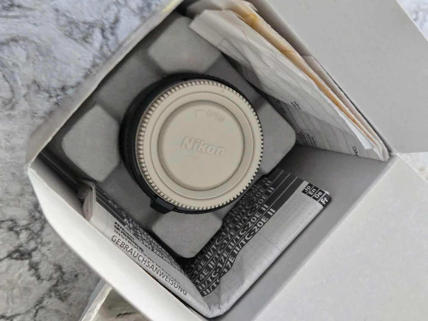 Nikon AF-S TC-17EII Teleconverter 1.7x - photo 2
