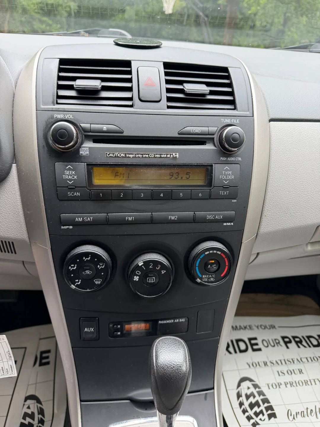 Silver Toyota Corolla Sedan - photo 5