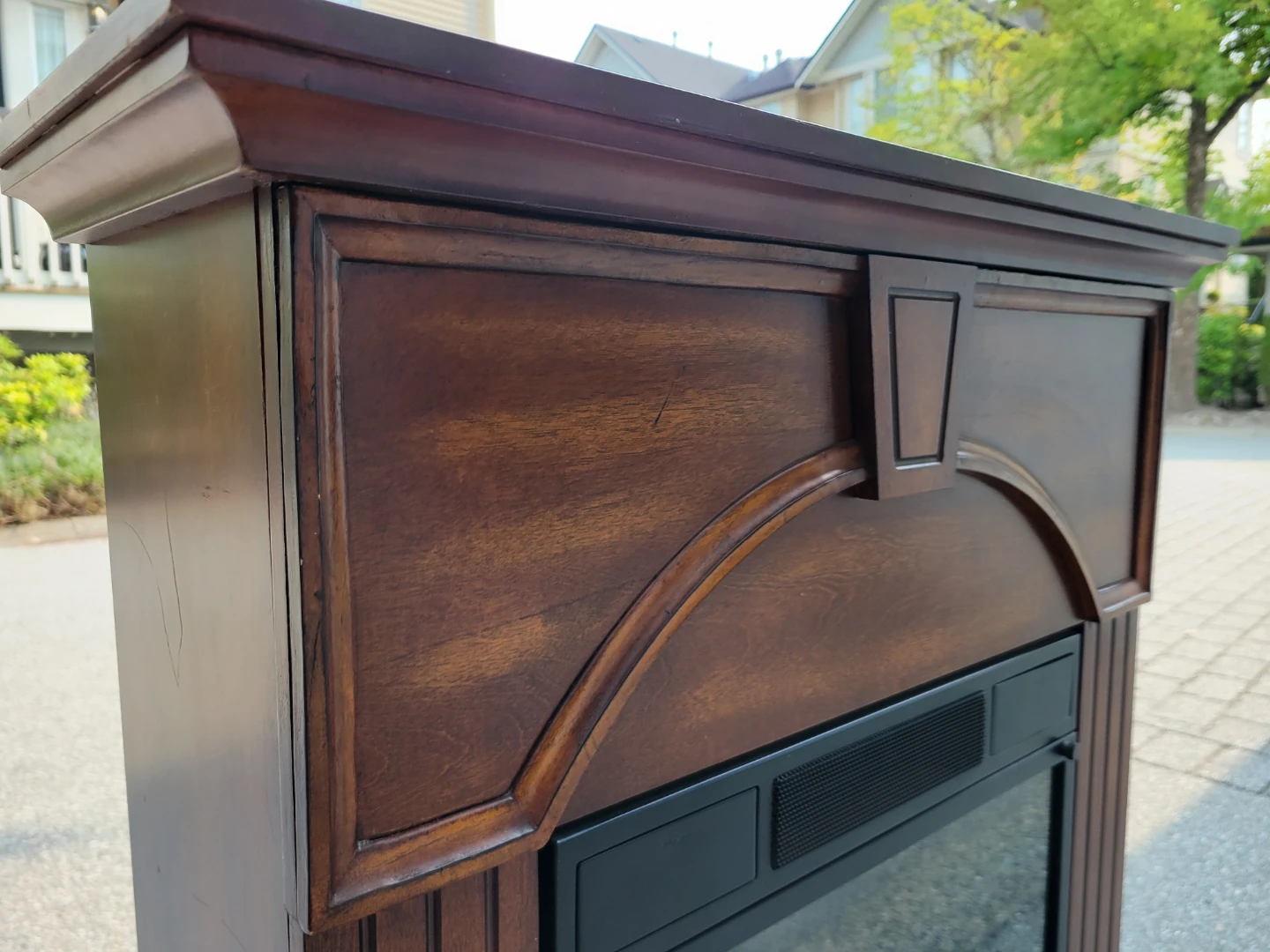 Twin-Star Electric Fireplace Heater w/ Wood Mantel Cabinet. - photo 4