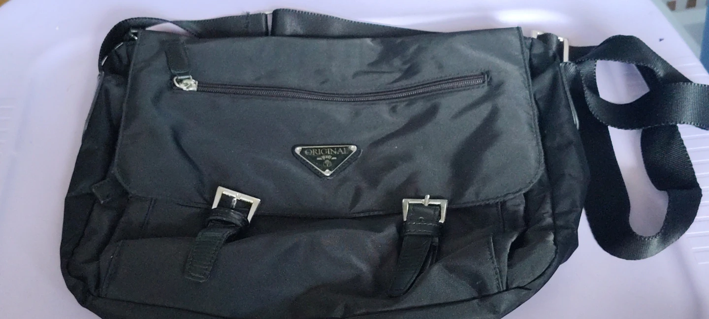 Black "Original 1971" Messenger Bag