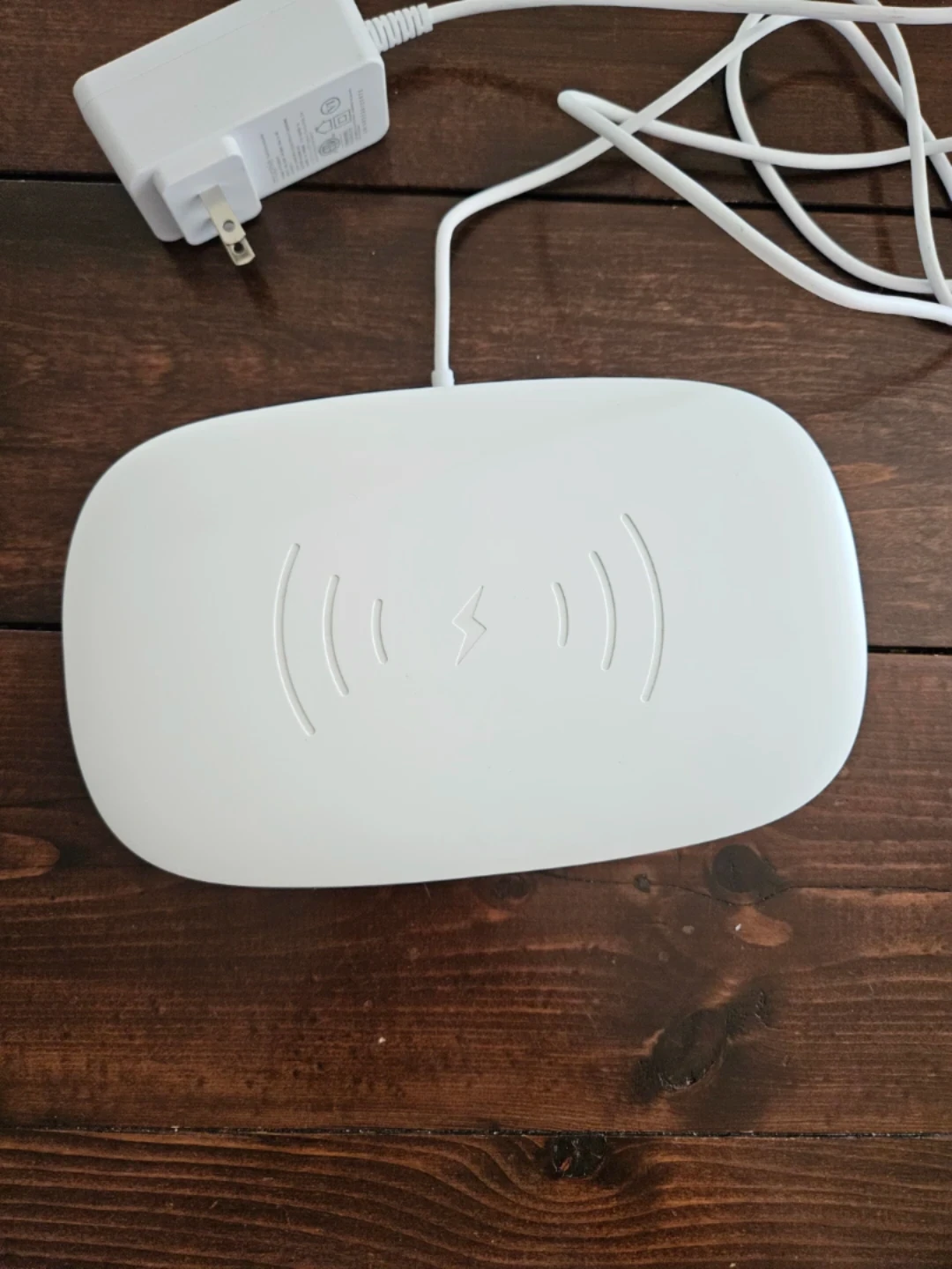 Mophie UV Sanitizer with Wireless Charging - photo 2