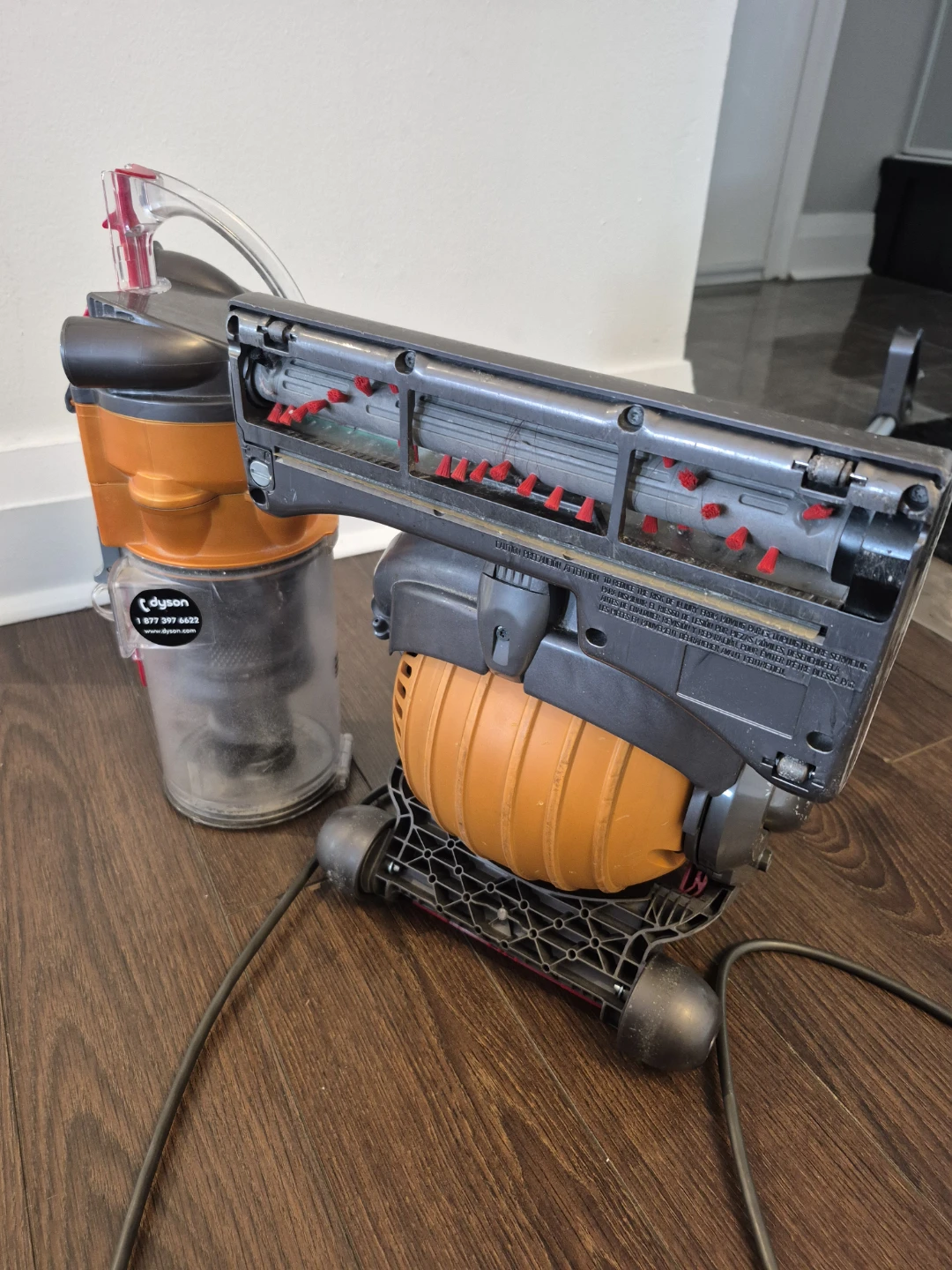 Dyson Upright Vacuum Cleaner - photo 4