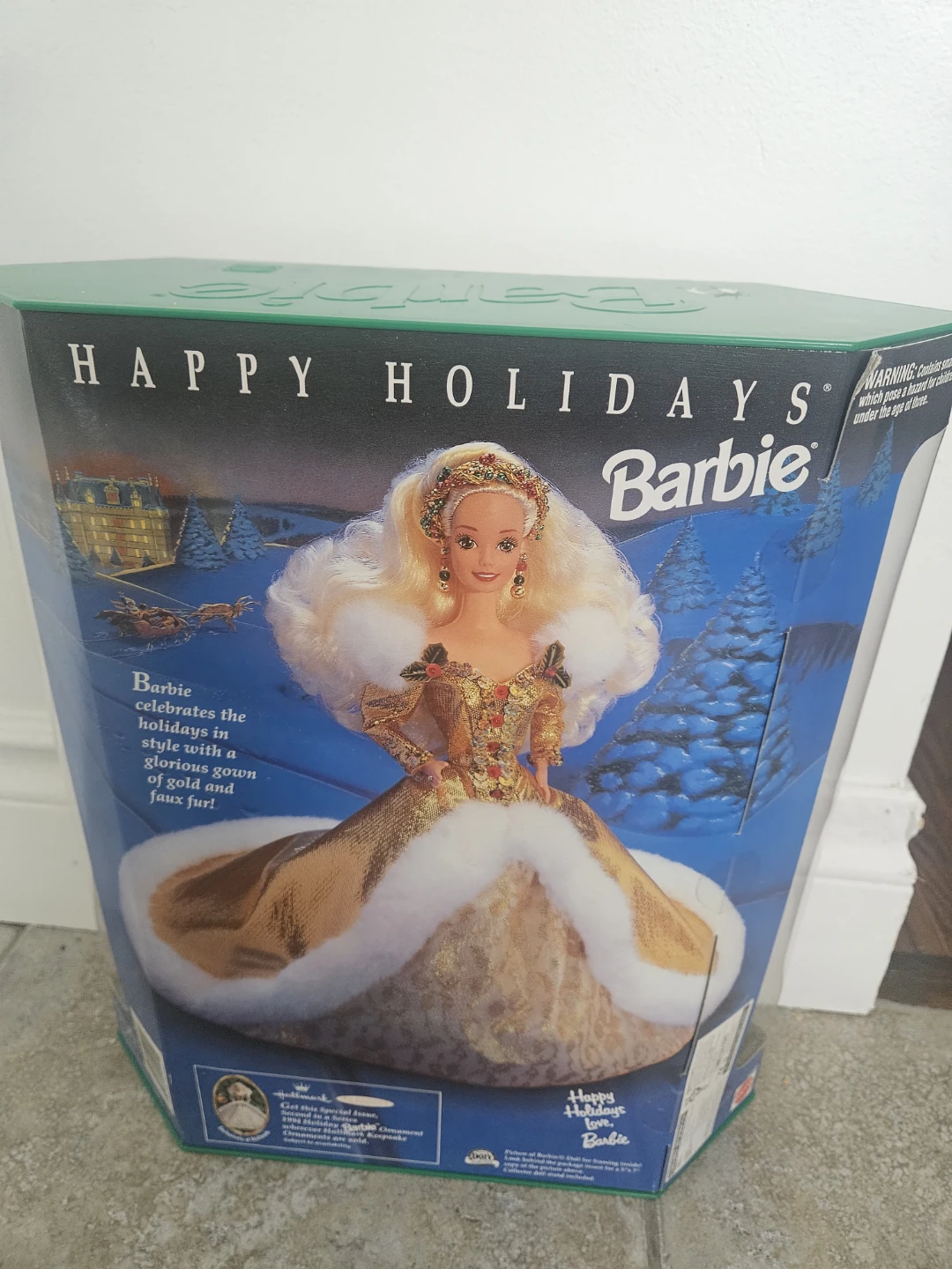 Happy Holidays Barbie Special Edition Doll - photo 4