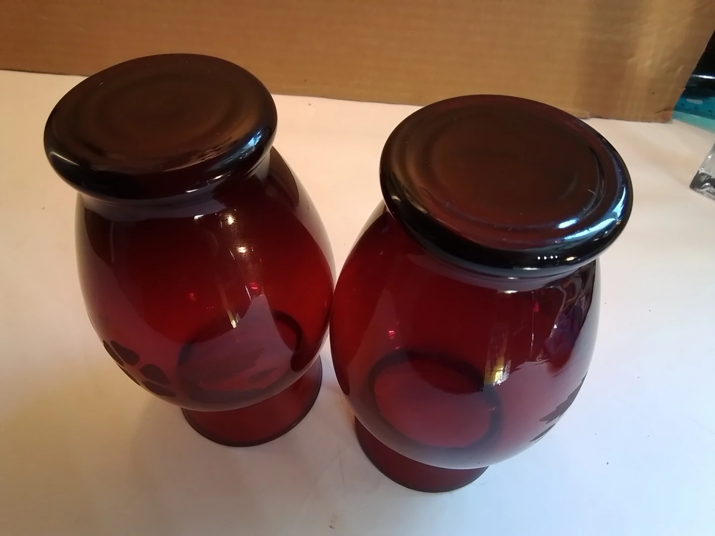 Vintage Anchor Hocking Royal Ruby Red Etched Floral Glass Vases - photo 4