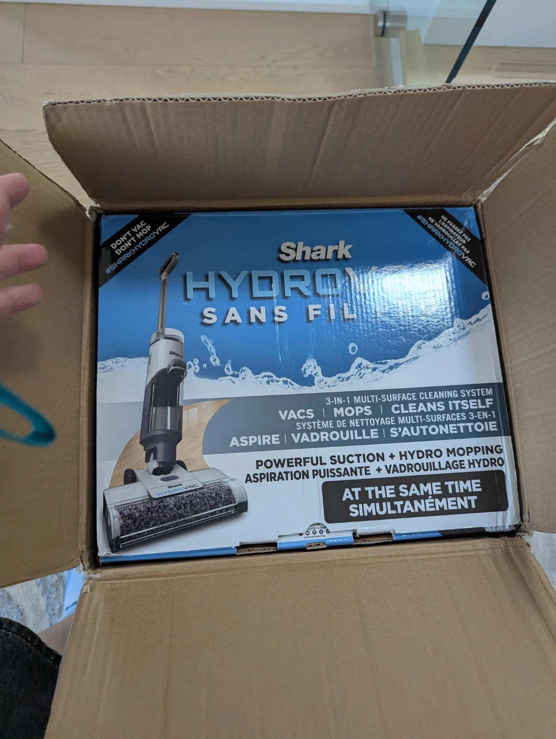 Shark HydroVac Cordless Pro 3in1 Vacuum WD200C -New in Box - photo 3