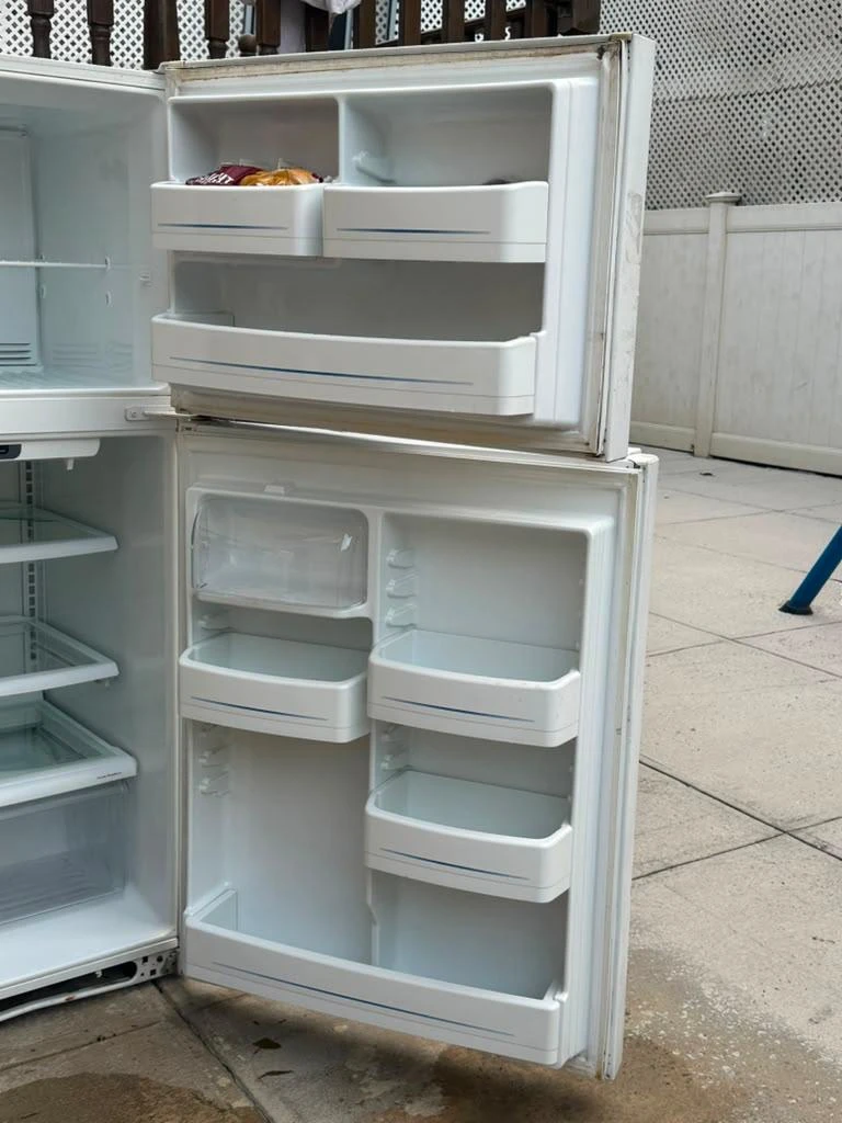 Used Refrigerator - photo 3