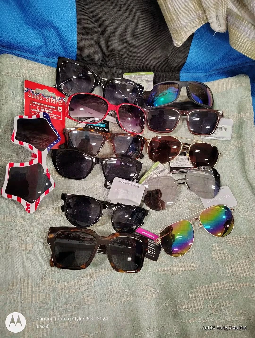 Assorted Sunglasses Lot - photo 2