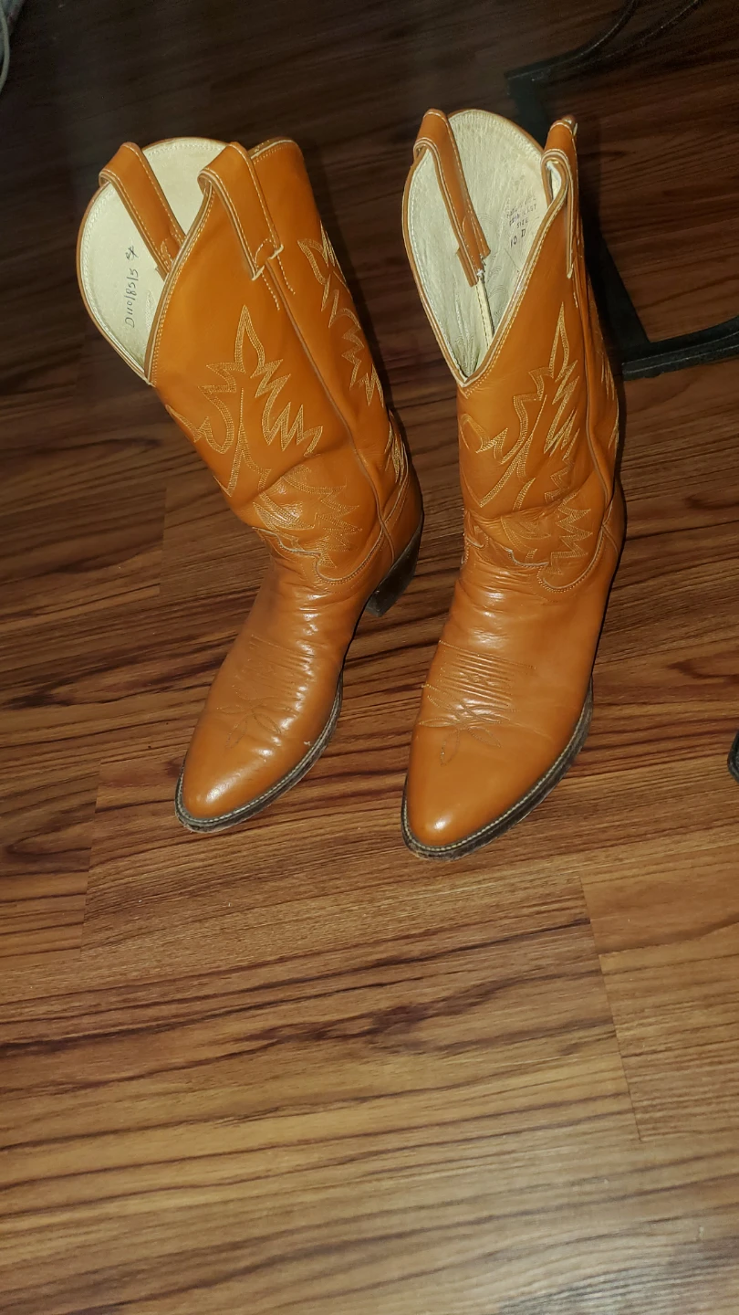 Tony Lama Black Leather Cowboy Boots - photo 4
