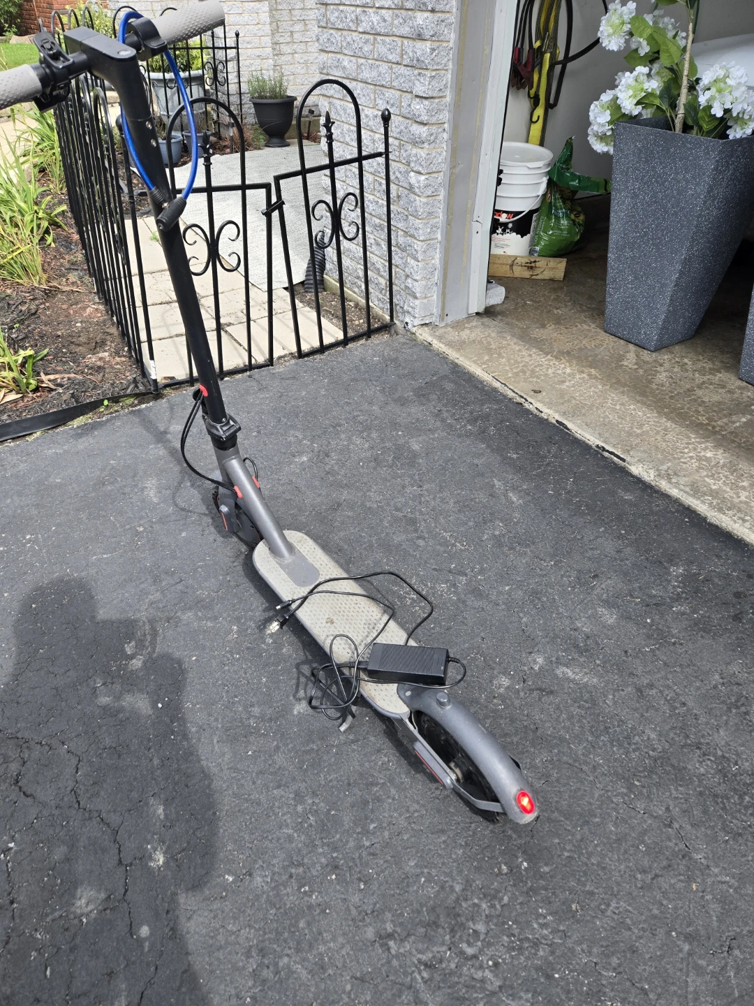 Electric Scooter with Charger