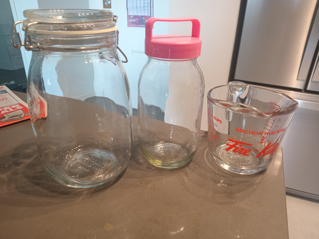 2 Glass Jars and 1 Measuring Cup Set - photo 2