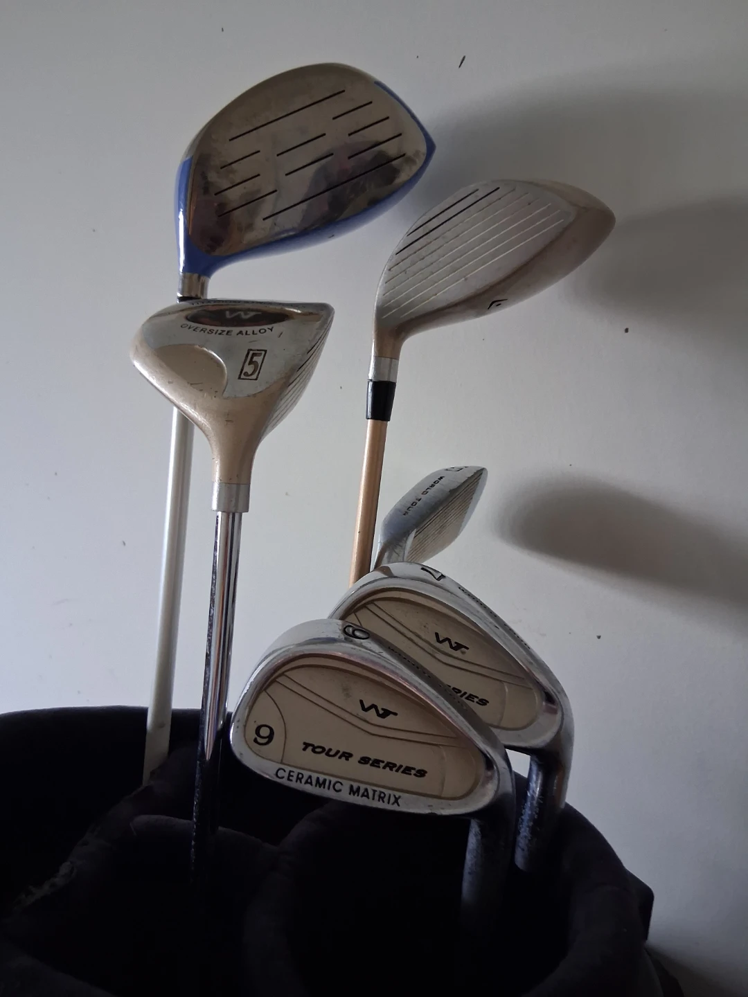 Wilson Golf Bag with Clubs - photo 2