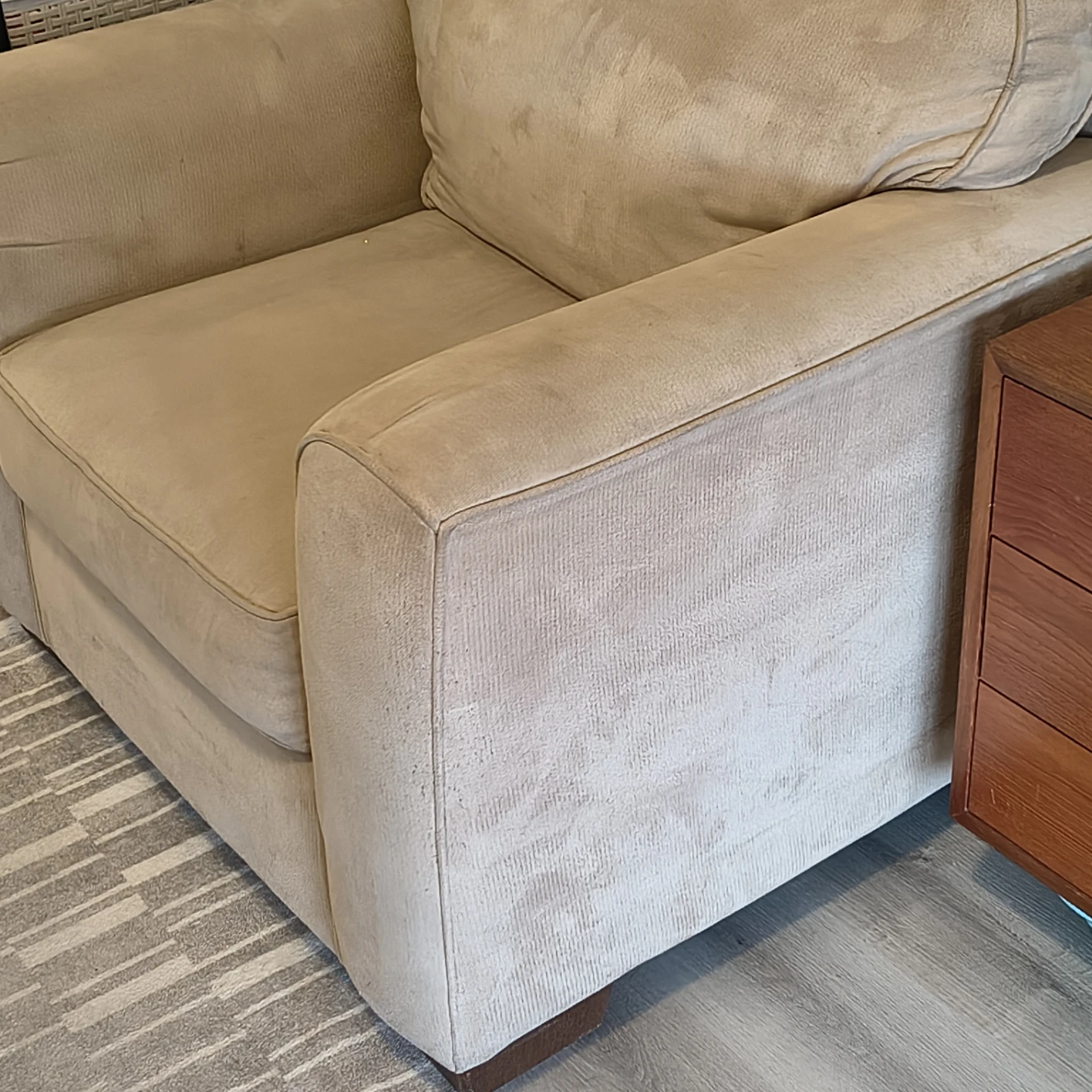 Tan (Wide) Microfiber Armchair - photo 2