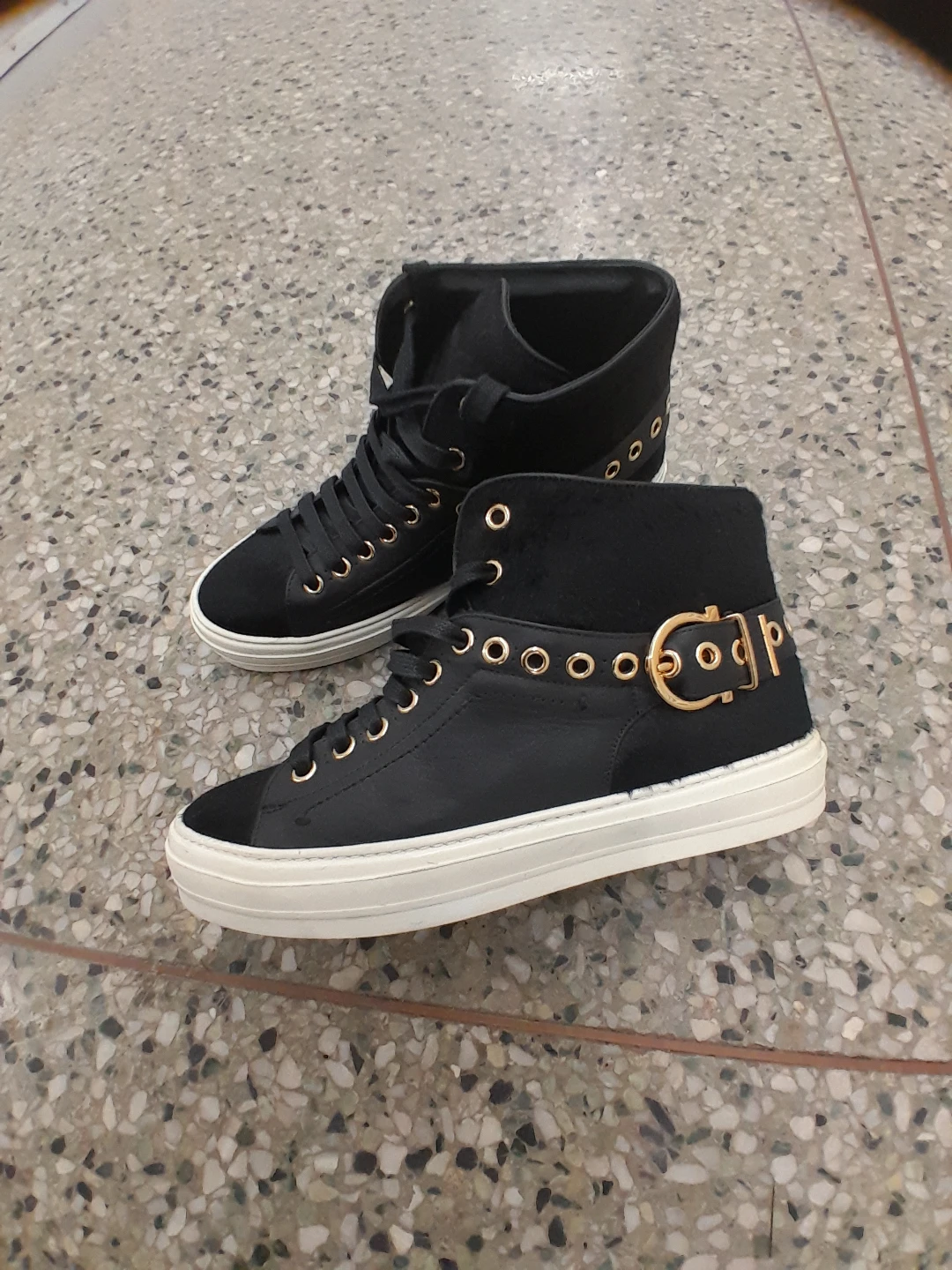 Salvatore Ferragamo Black Leather High-Top Women's Size 7