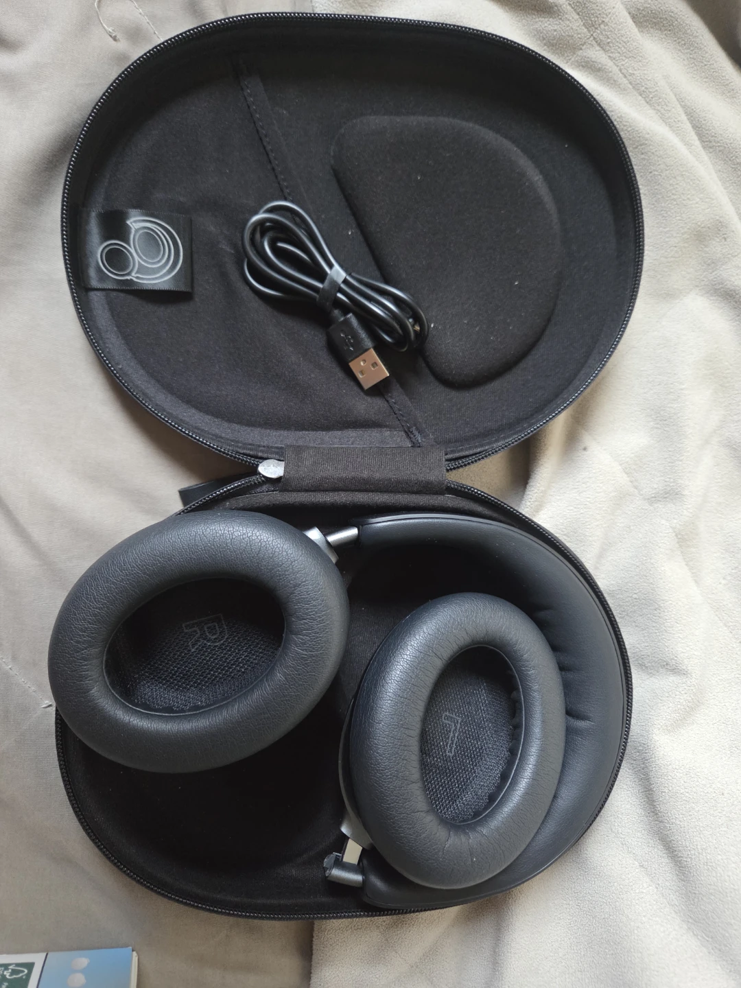 Bose QuietComfort Ultra Noise Cancelling Headphones - photo 2
