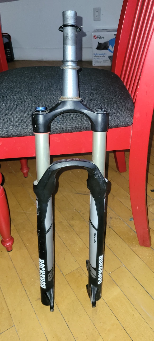 RockShox Recon suspension fork and Specialized bike frame