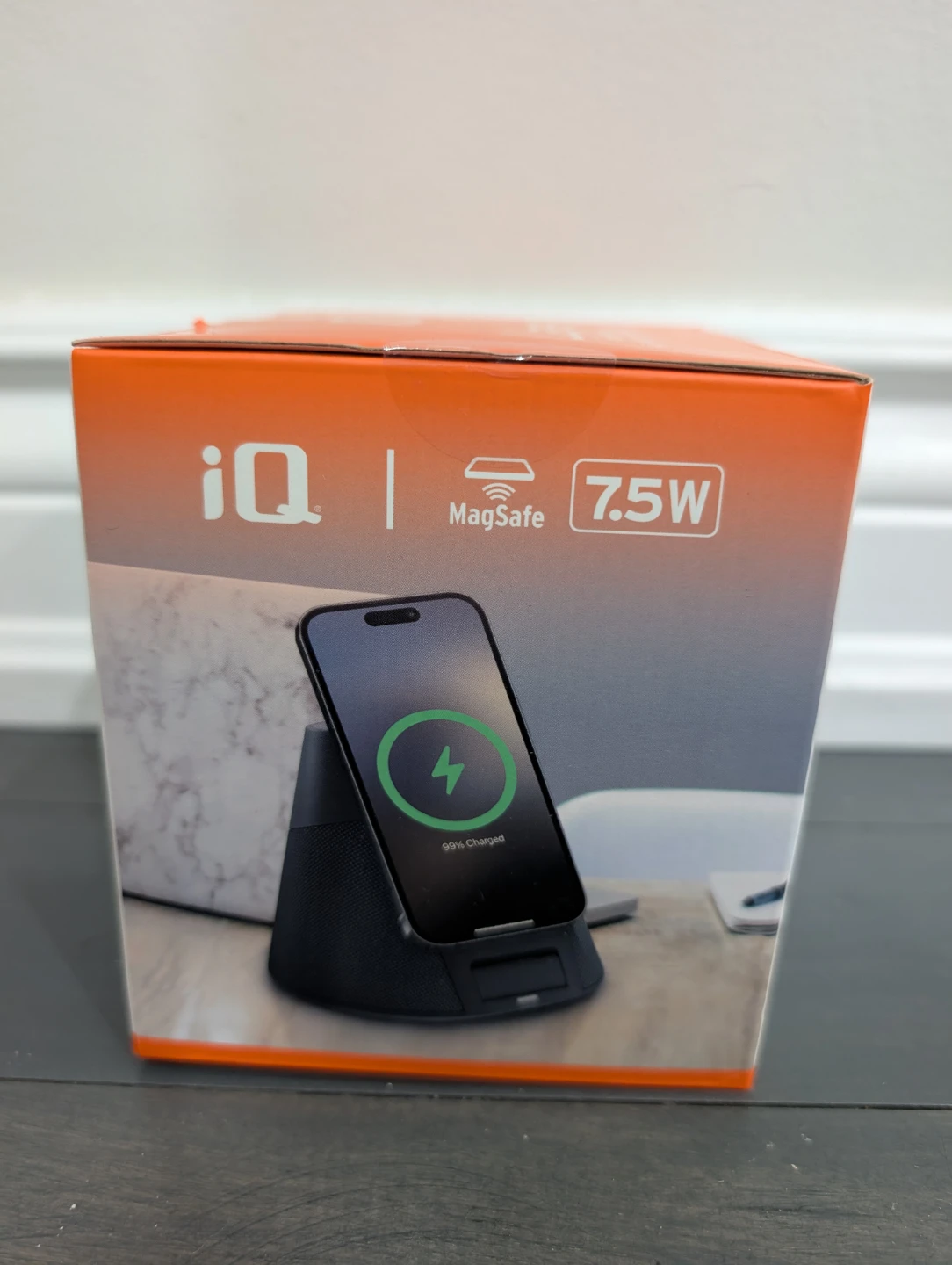iQ Wave Home Speaker with MagSafe Wireless Charger - photo 4