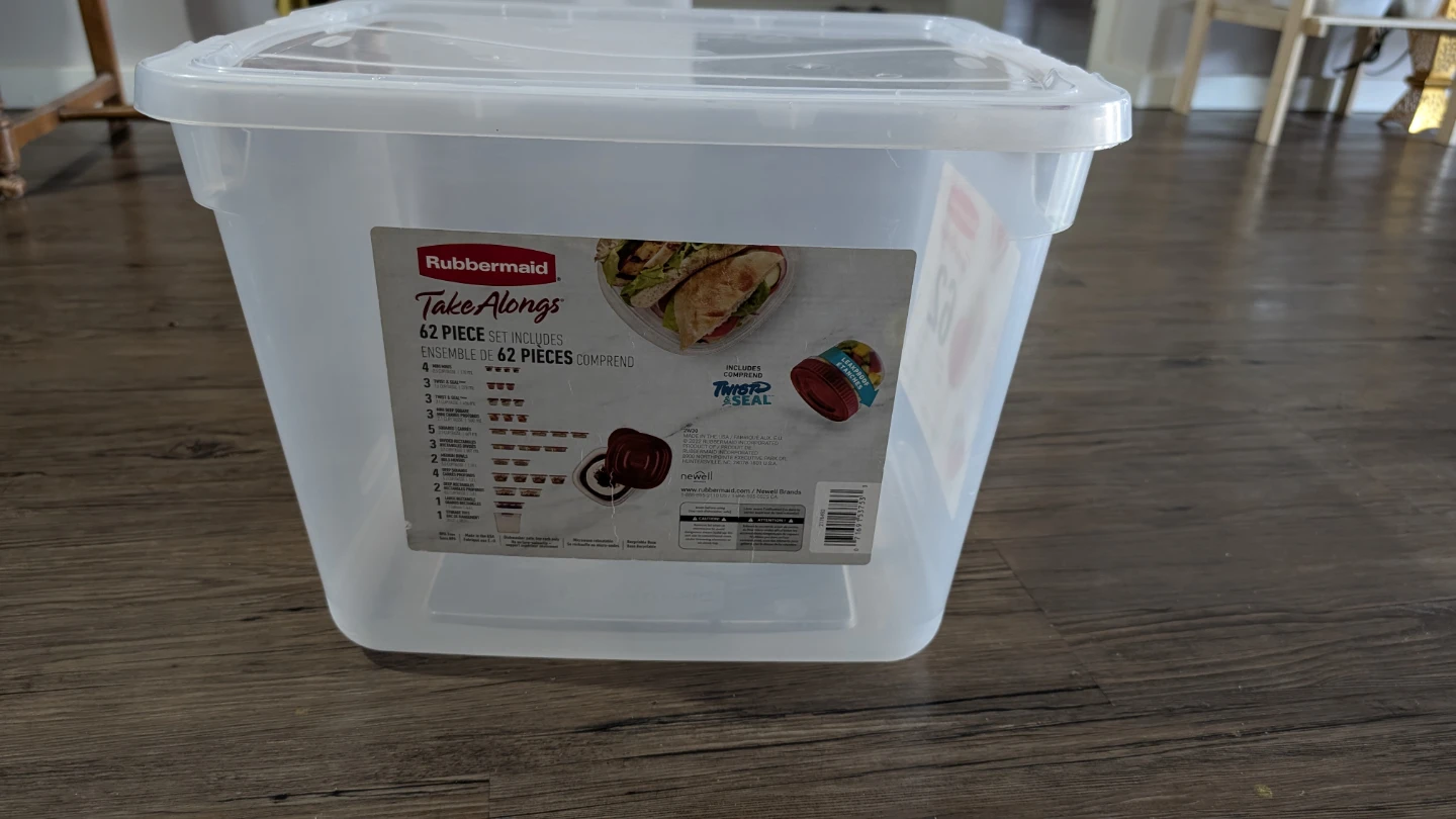 Rubbermaid Food Storage Container - photo 2