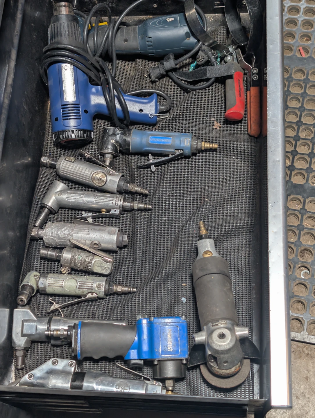 Husky 52 " roll cab and tools - photo 5