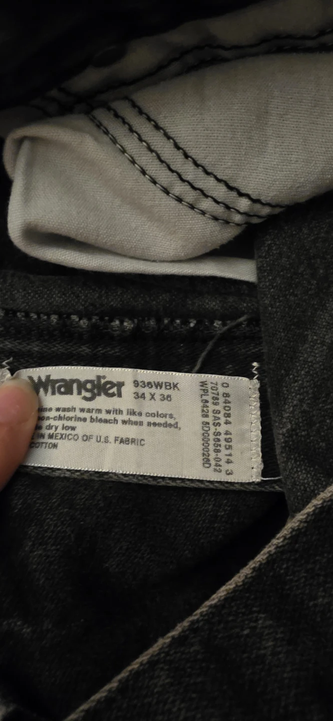 Wrangler Jeans - Men's 34 x 36 - photo 2