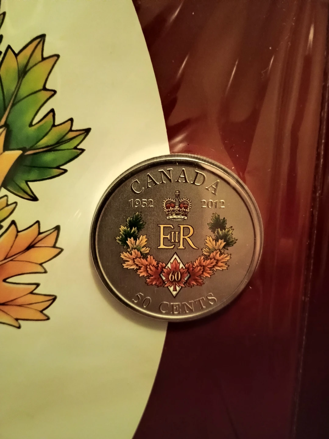 Royal Canadian Mint Queen's Diamond Jubilee 50 Cent Coin - photo 5