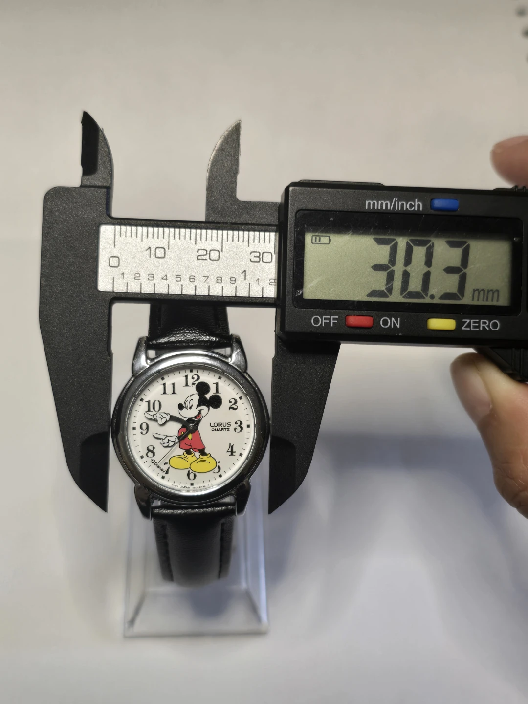 Lorus Mickey Mouse Quartz Watch 30mm - photo 2