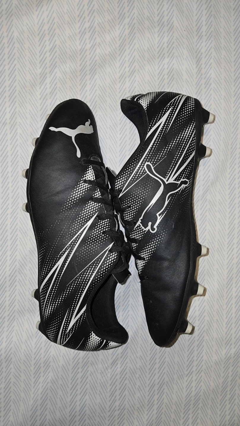 Puma Black Soccer Cleats - photo 2