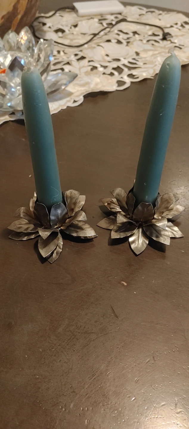 Set of 2 Metal Lotus Flower Candle Holders