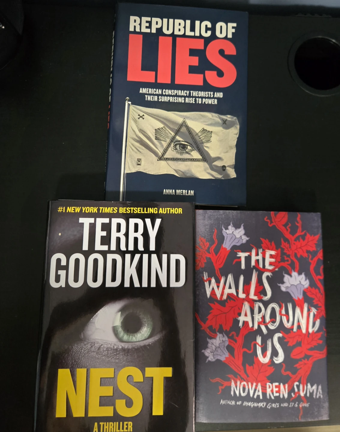 Lot of 15 Thriller and Mystery Books - photo 3