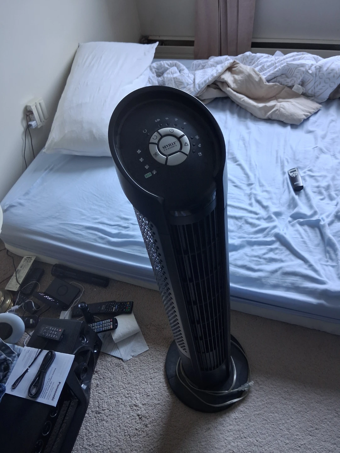 Seville Classics Oscillating Tower Fan with Remote - photo 2