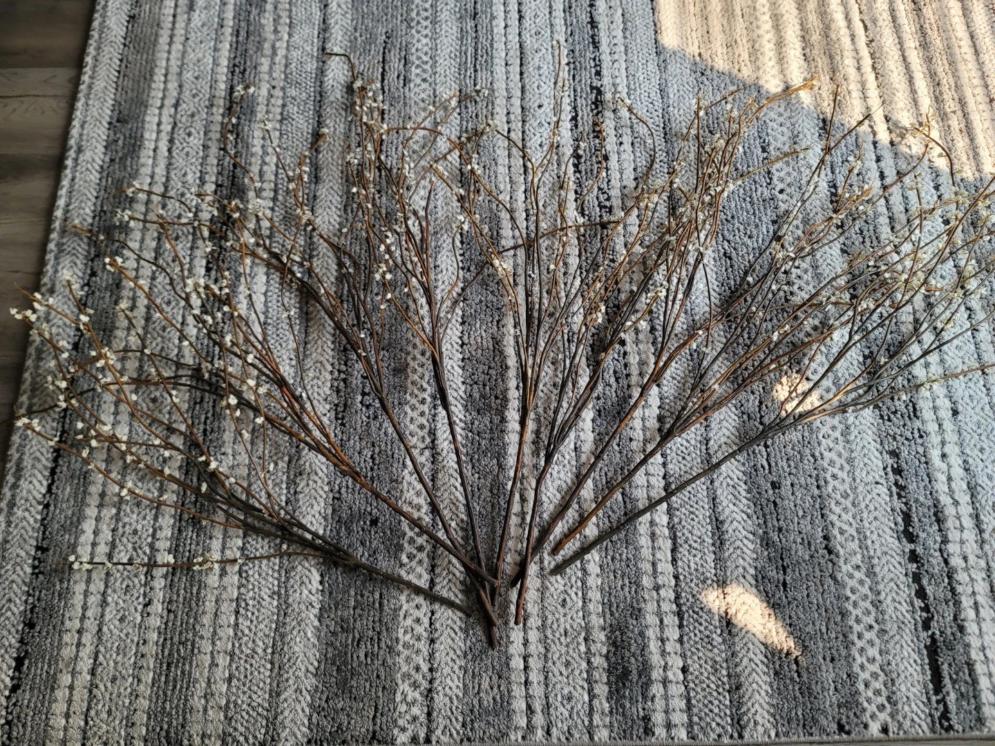 Tall twig branches with white flowers - photo 2