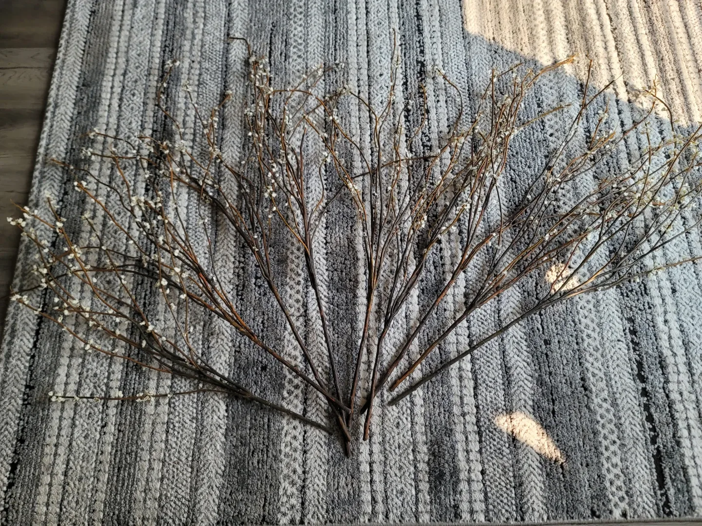 Tall twig branches with white flowers - photo 2