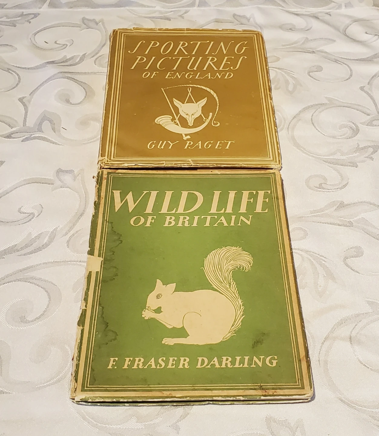 Collection of 8 Vintage Books on British Topics - photo 4