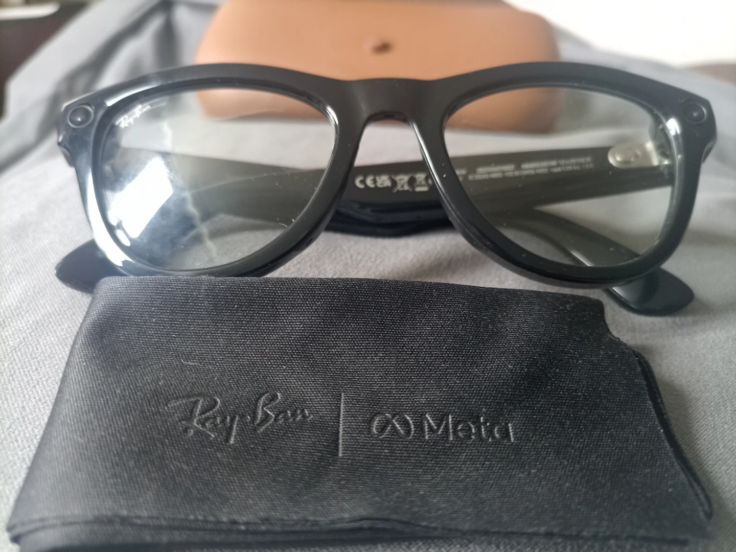 Ray-Ban smart glasses gen 1 - photo 2