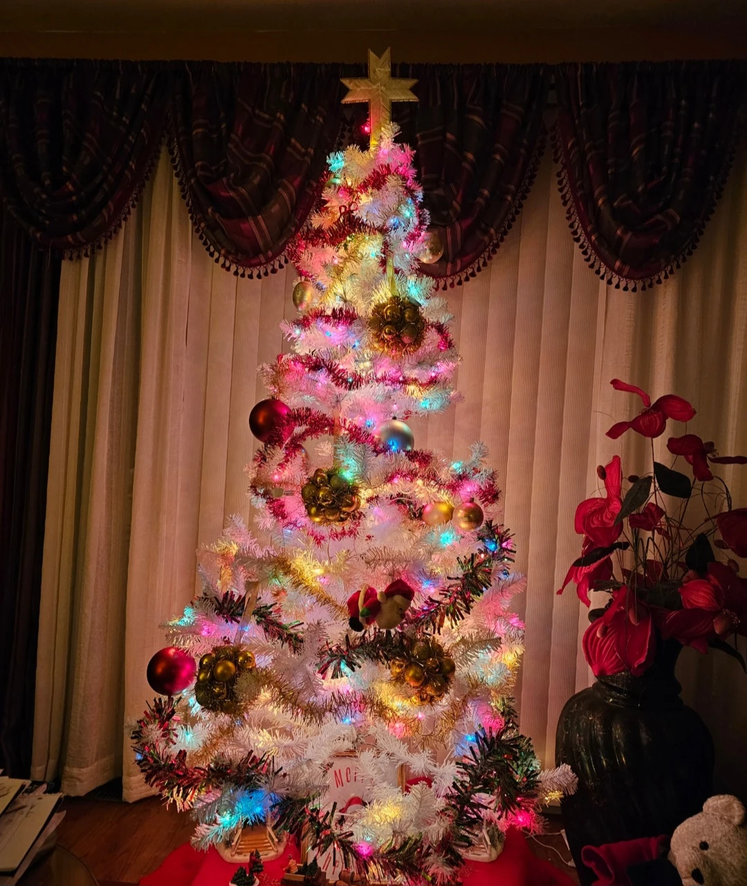 White Pre-Lit Christmas Tree with Ornaments
